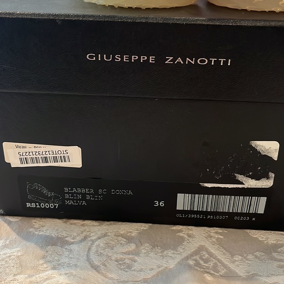 NEW Authentic Giuseppe Zanotti Sneakers - Picture 8 of 10
